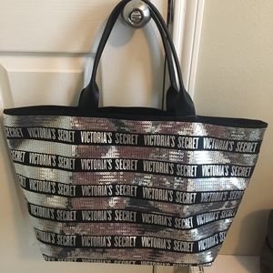 Victoria’s Secret oversized bag